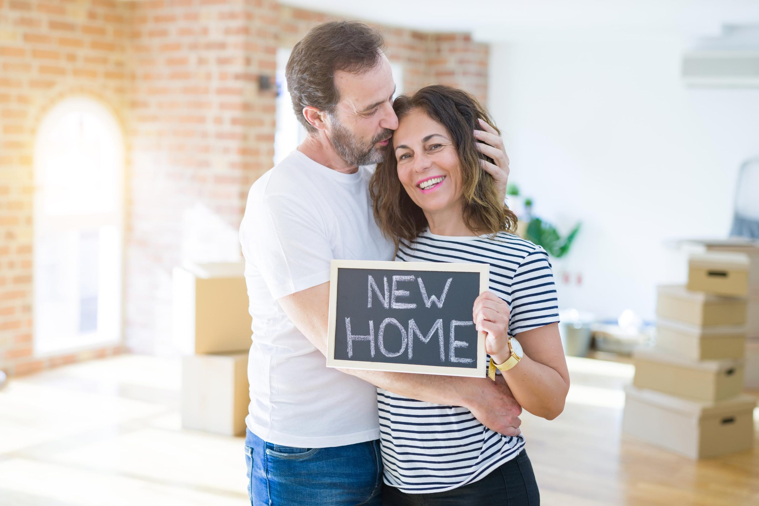 happy couple for the new home